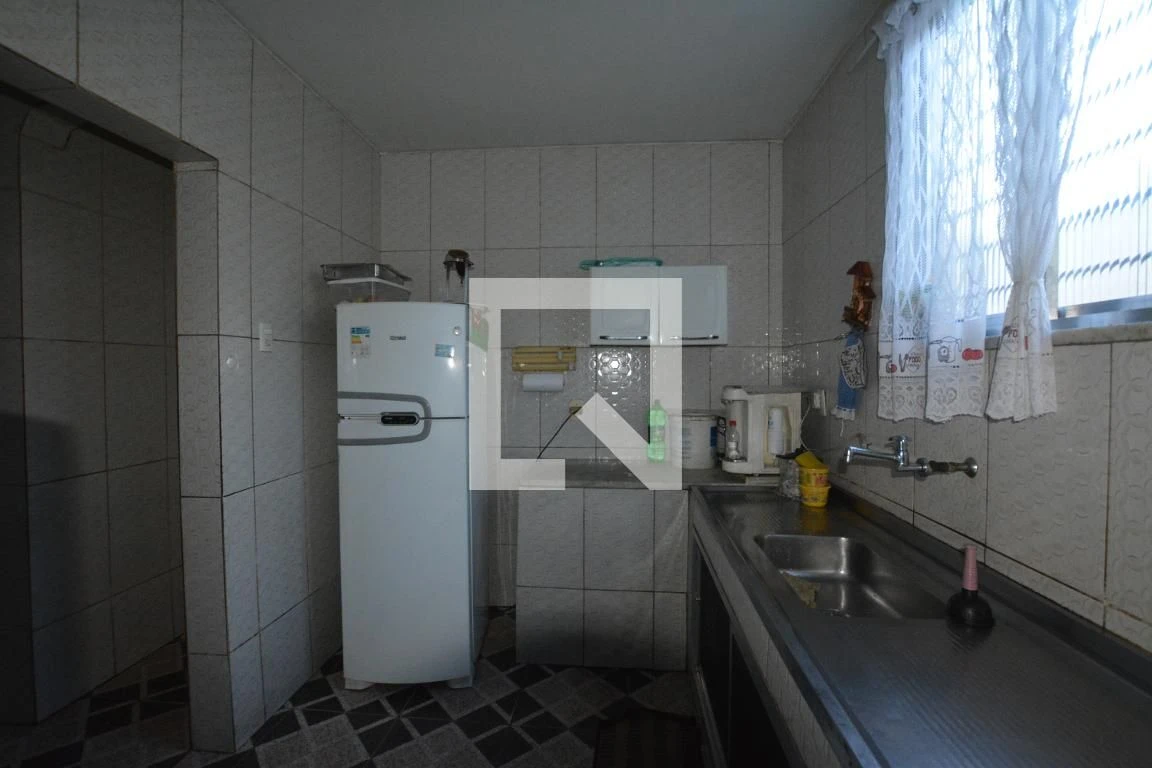 Casa amueblada con 4 dormitorios y jardín privado — photo 7