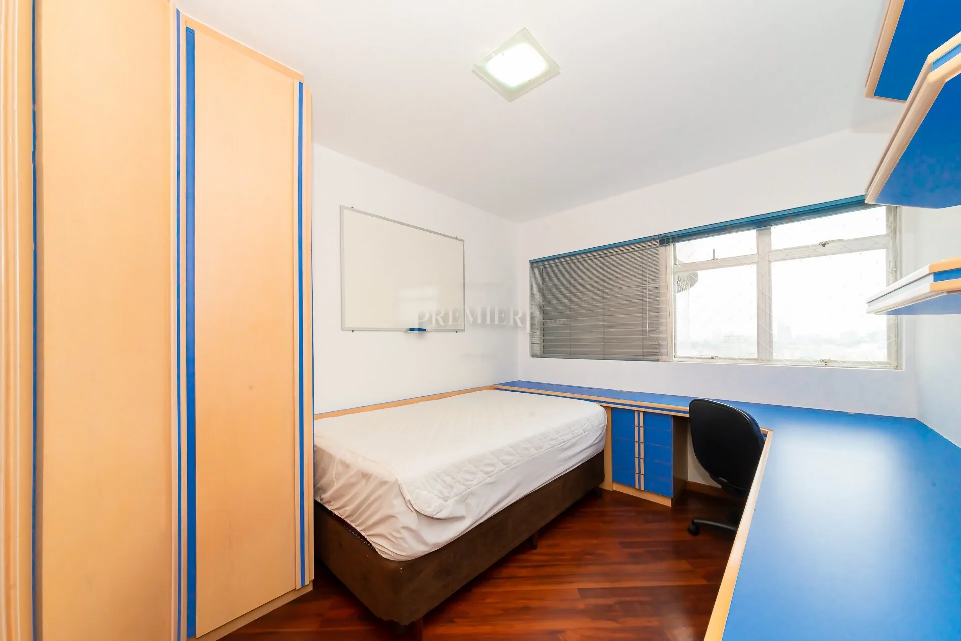 Apartamento de 4 dormitorios con balcón, 265 m² y 2 plazas — photo 21