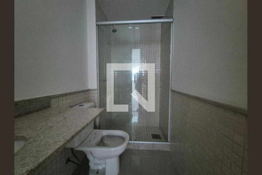 3-bedroom apartment in a building with a gym — photo 27