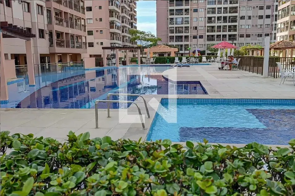 Furnished 3-bedroom apartment with 2 bathrooms — photo 27