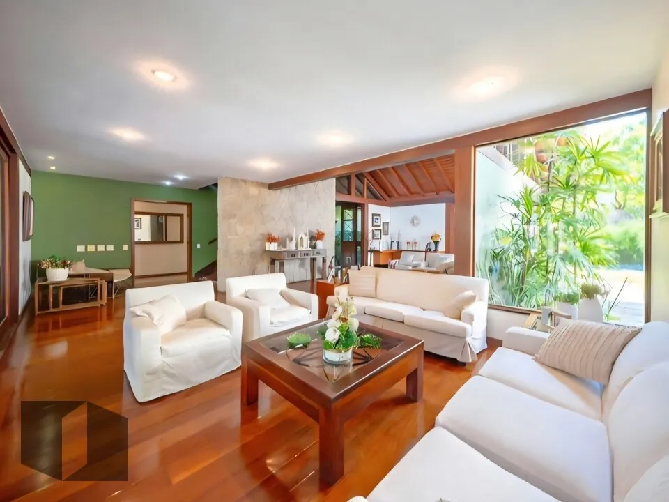 Casa com 4 quartos, 5 banheiros e 5 vagas — photo 19