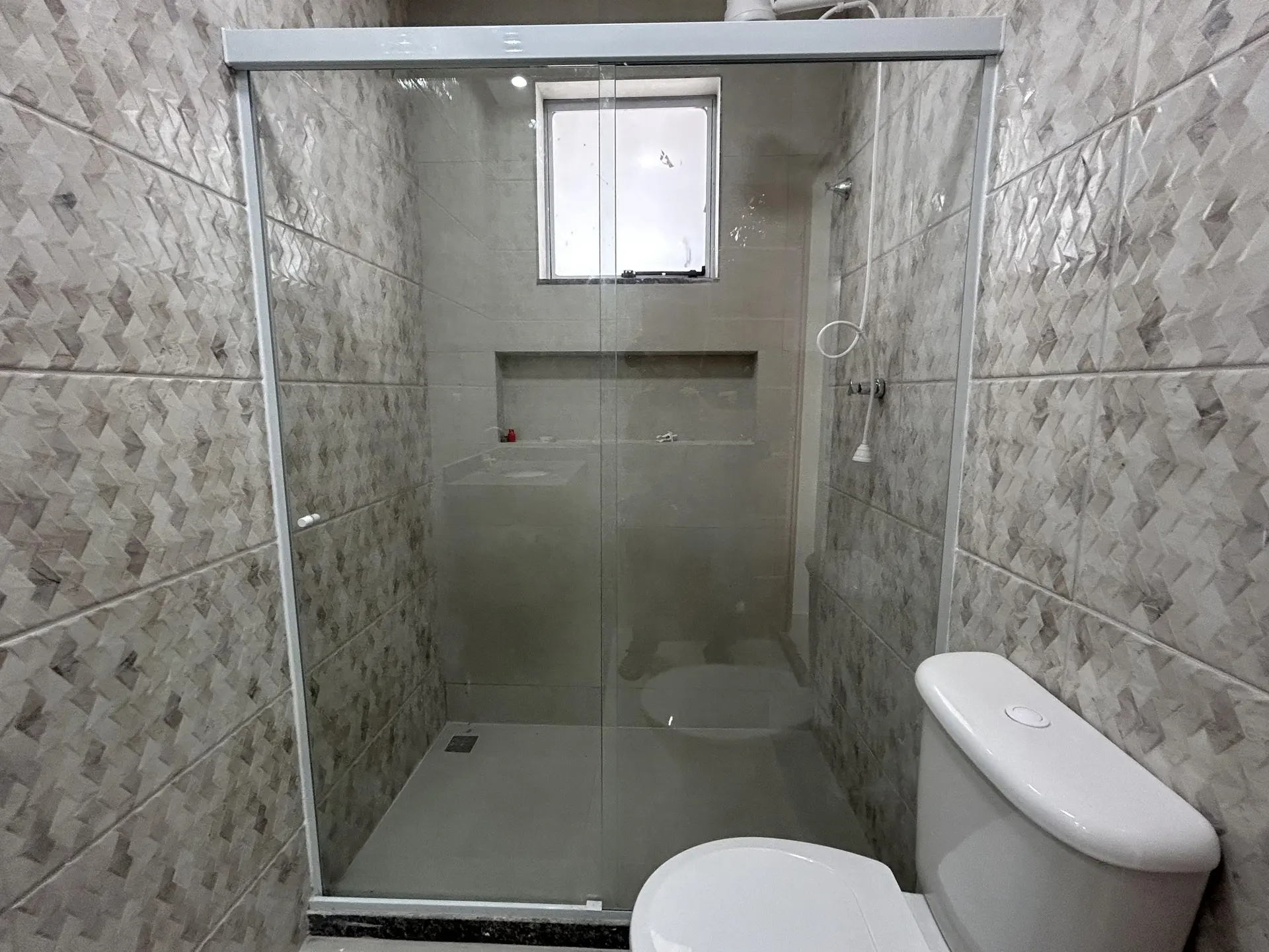 Apartamento sem mobília com 2 quartos, 1 banheiro e varanda — photo 15