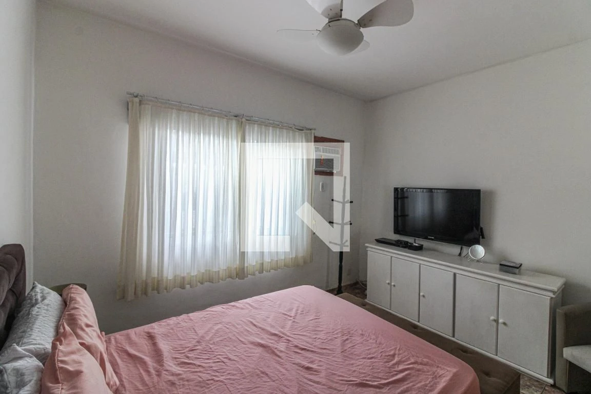 Furnished house with 2 bedrooms and 2 parking spaces — photo 3