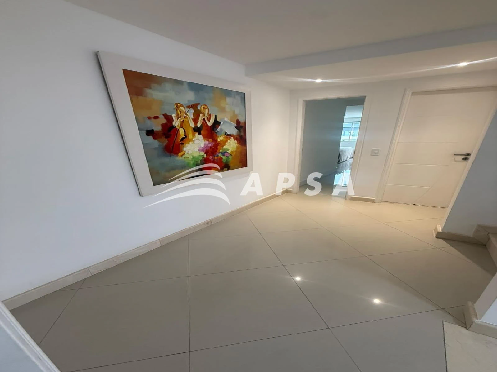 Furnished house, 340 m², with a walk-in closet — photo 25