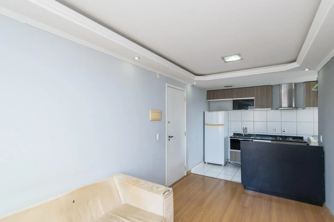 Apartamento amueblado con 2 dormitorios y balcón — photo 2