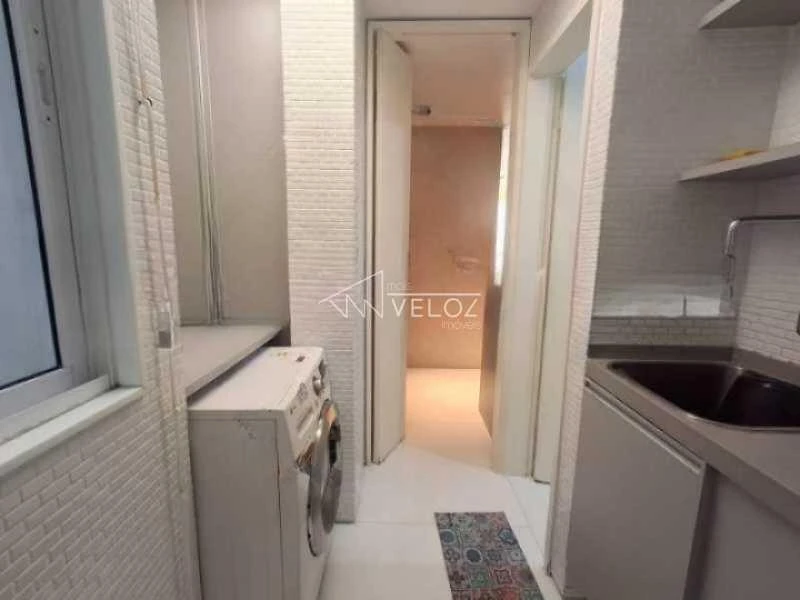 Washing machine in a 2-bedroom apartment, 65 m² — photo 15