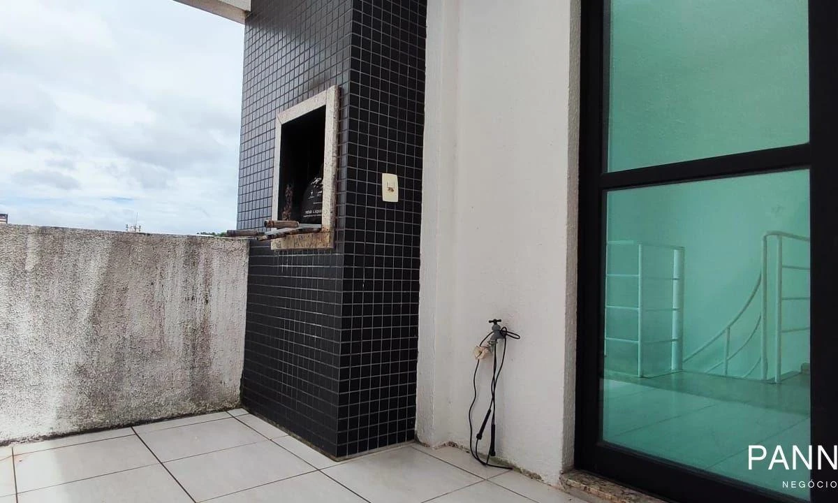 2-bedroom apartment with a grill on the balcony — photo 26