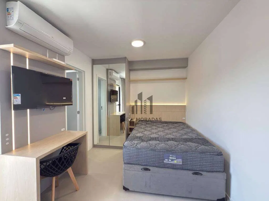 Furnished studio, 23 m², with a private pool
