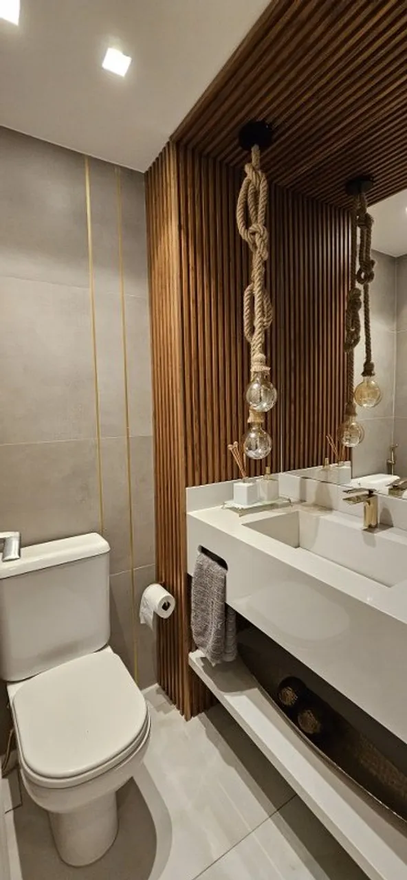 Rental apartment with 2 bedrooms and 2 en-suites — photo 4