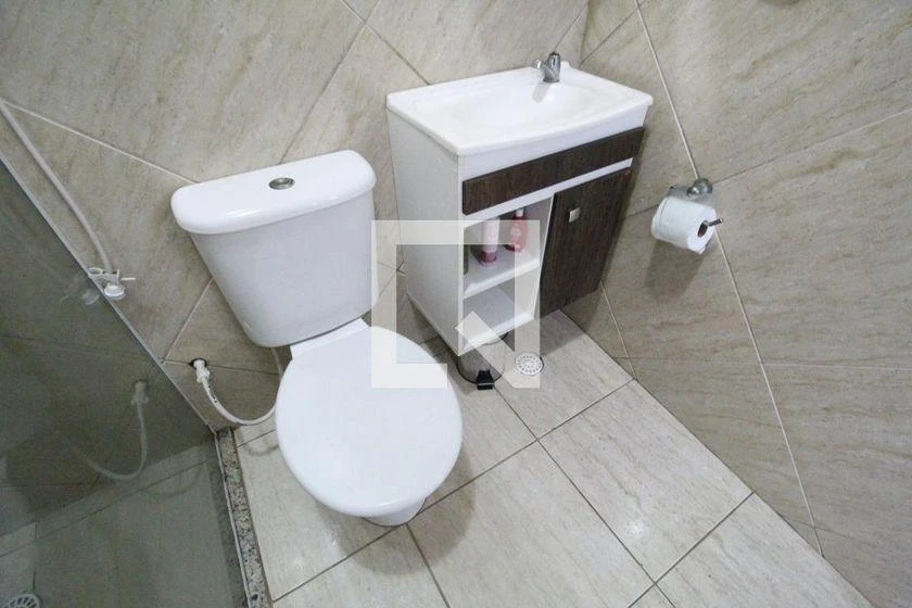 Furnished house, 200 m², with a glass-enclosed balcony — photo 6