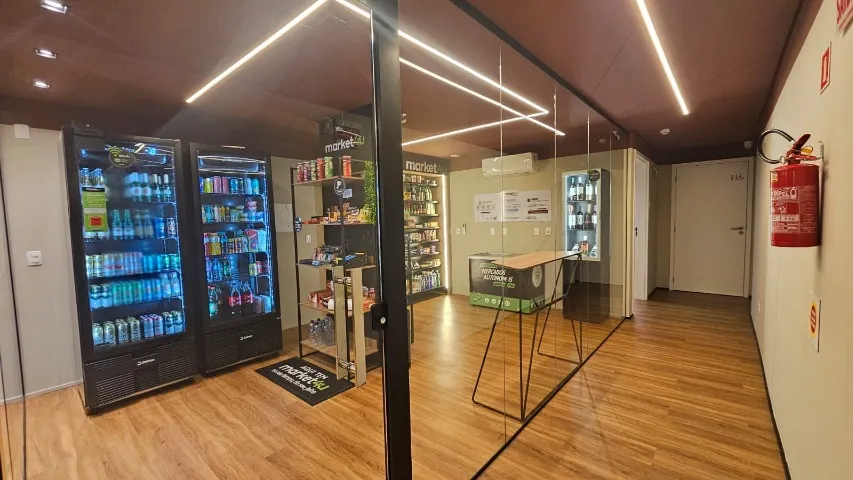 Estúdio mobiliado com varanda envidraçada e 34 m² — photo 13