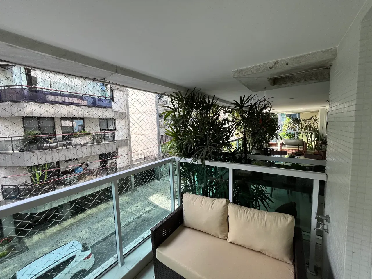 Furnished apartment, 240 m², with a washing machine — photo 38