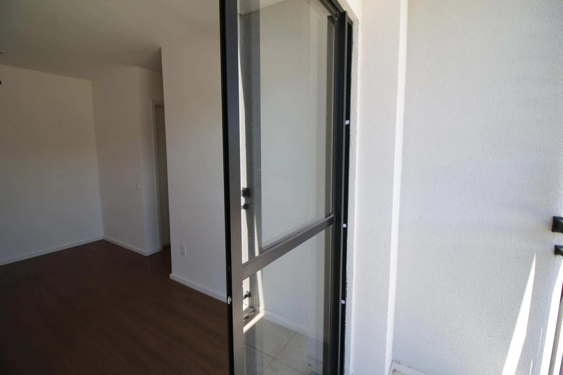 Unfurnished apartment with 2 bedrooms and 1 bathroom — photo 3