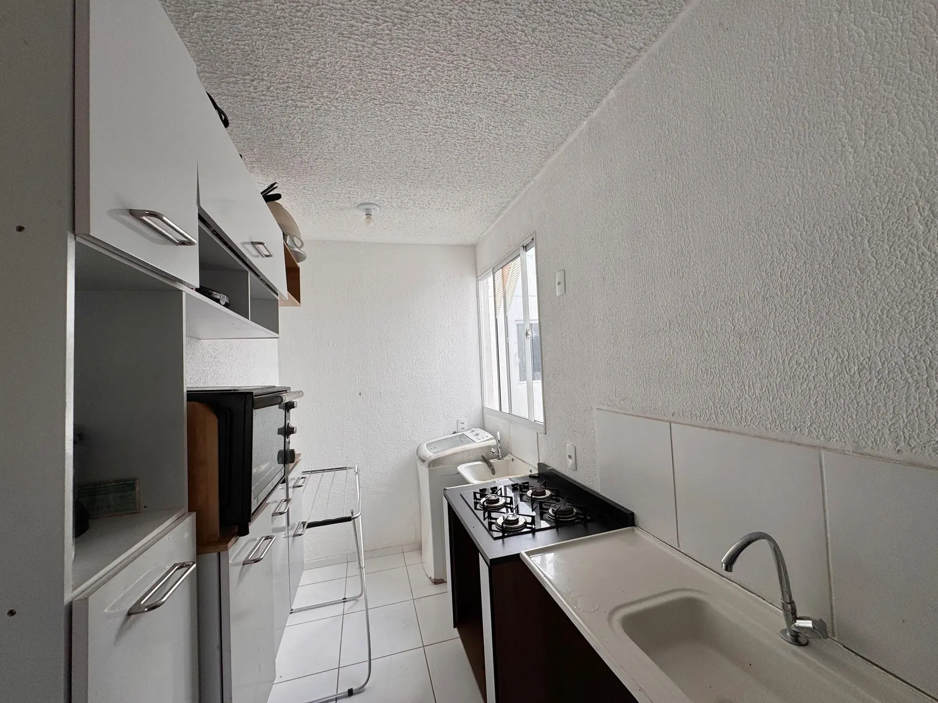 Furnished 2-bedroom apartment with 1 bathroom — photo 11