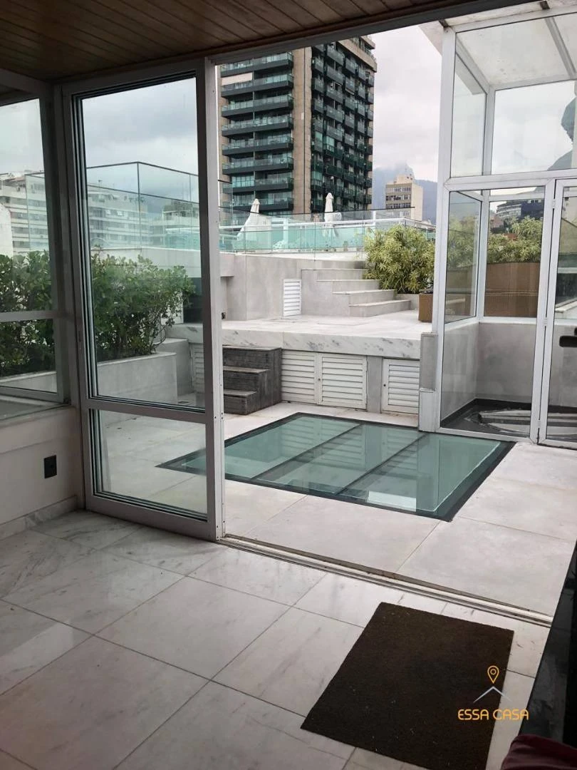 Cobertura triplex de 390 m² com 5 quartos e 2 vagas — photo 6