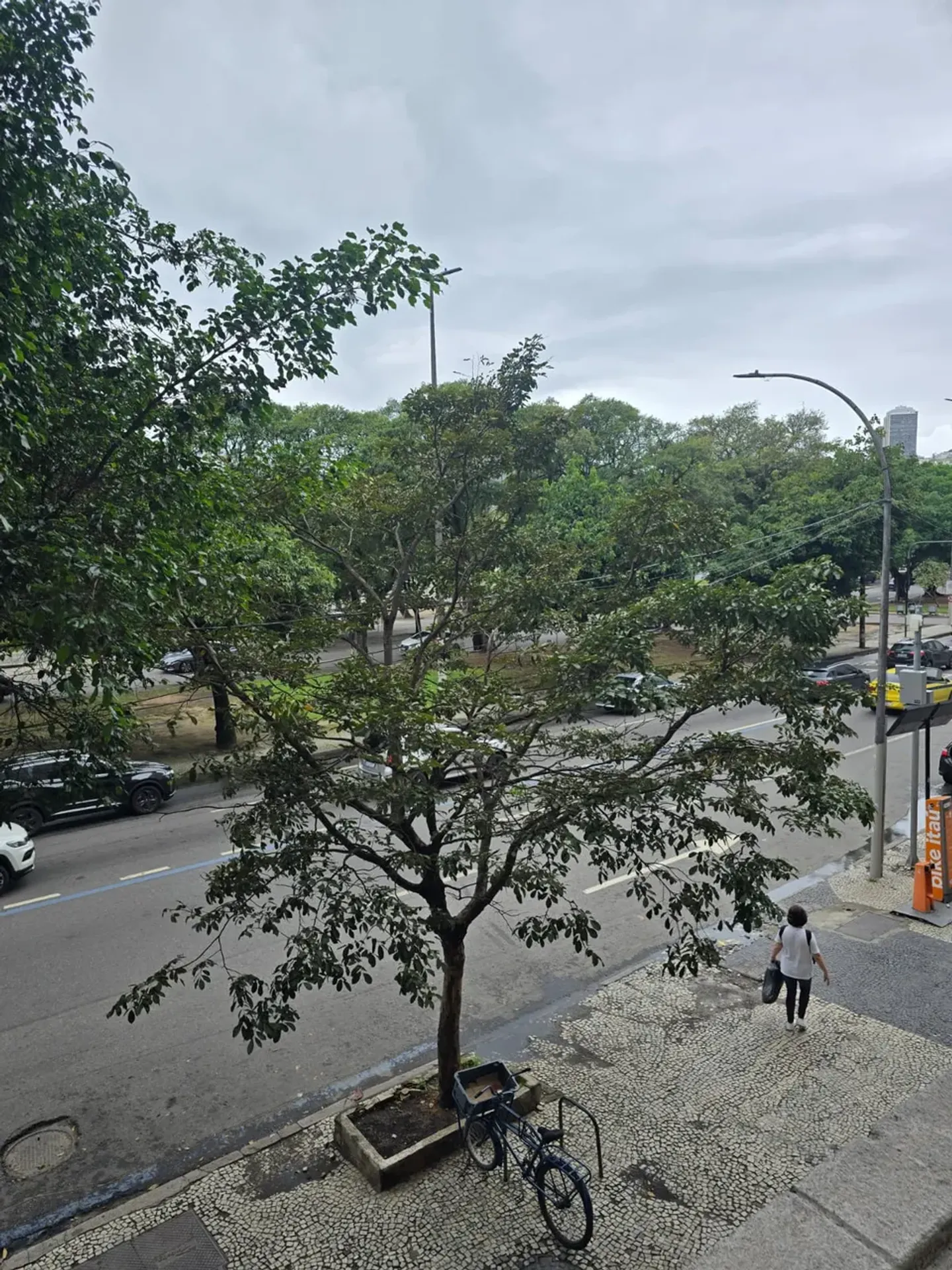 Park view in a one-bedroom apartment, 60 m² — photo 19