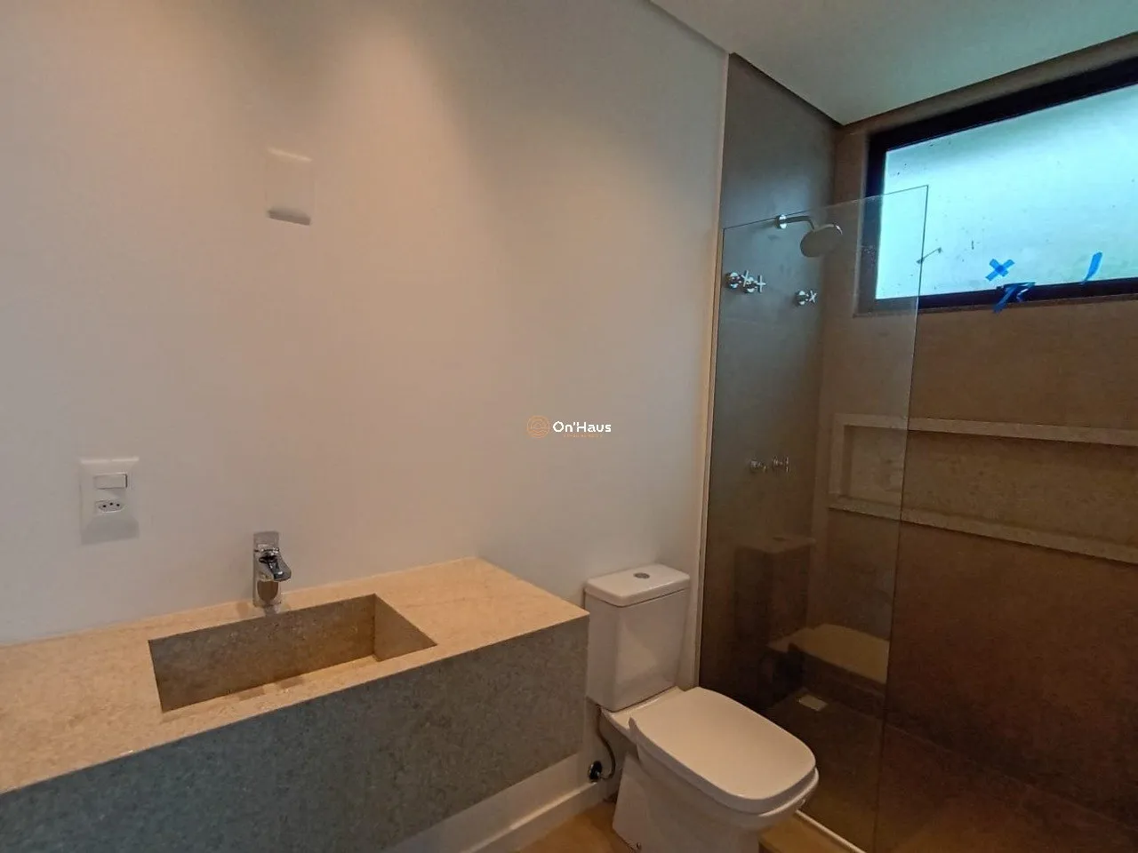 Rental house with 6 en-suite bedrooms and 513 m² — photo 31