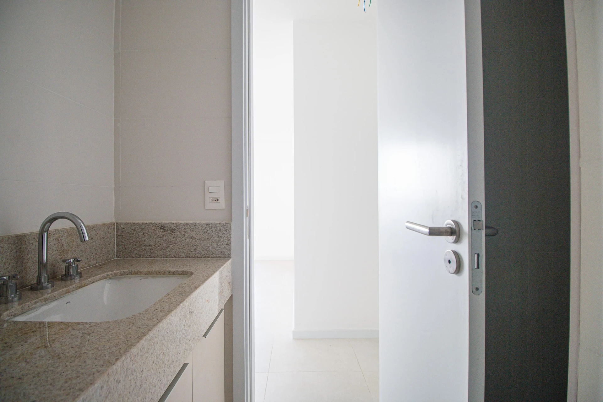 Apartamento mobiliado com 3 quartos e 3 banheiros — photo 59