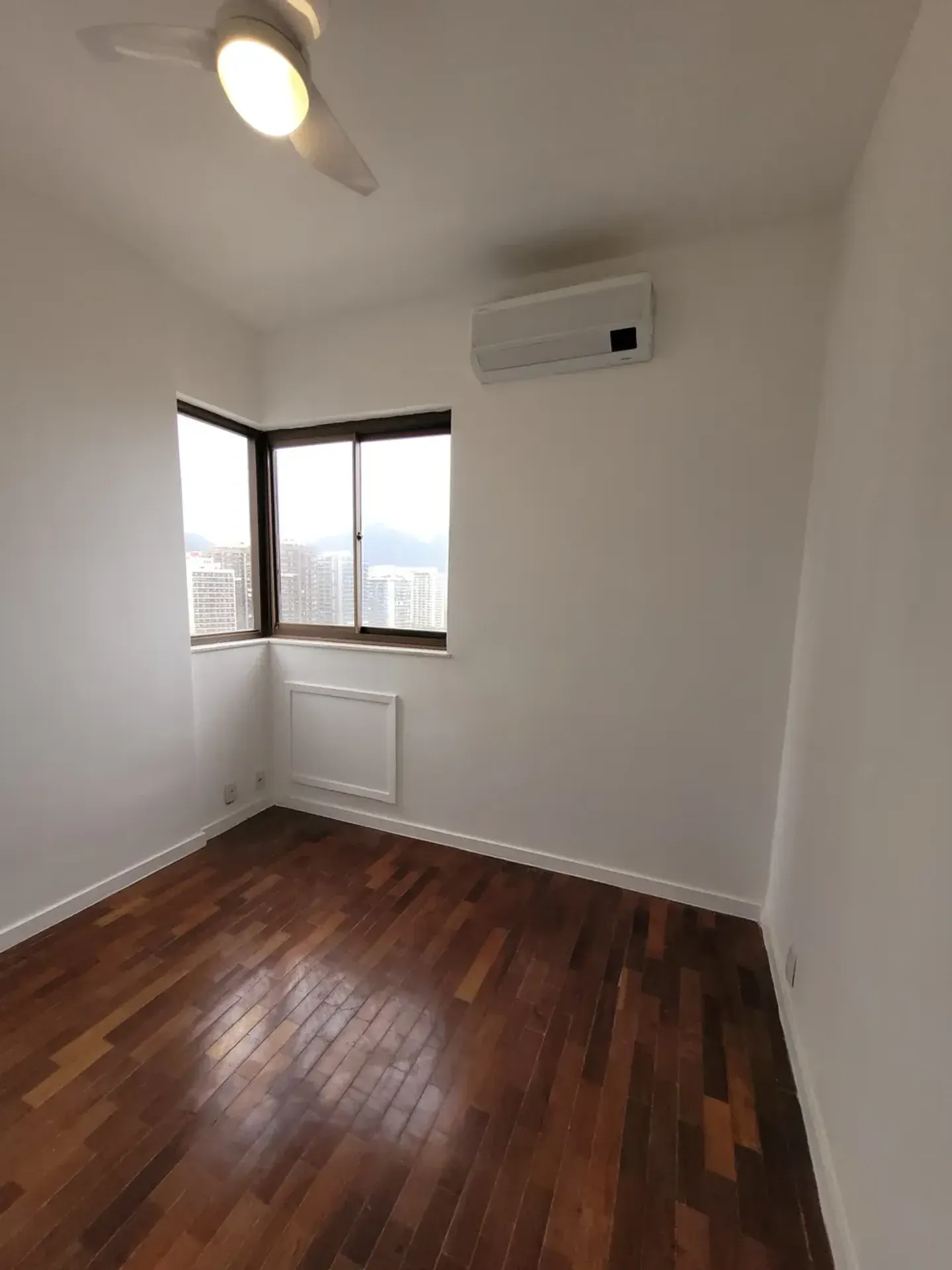 Rental apartment with 3 bedrooms and 103 m² — photo 15