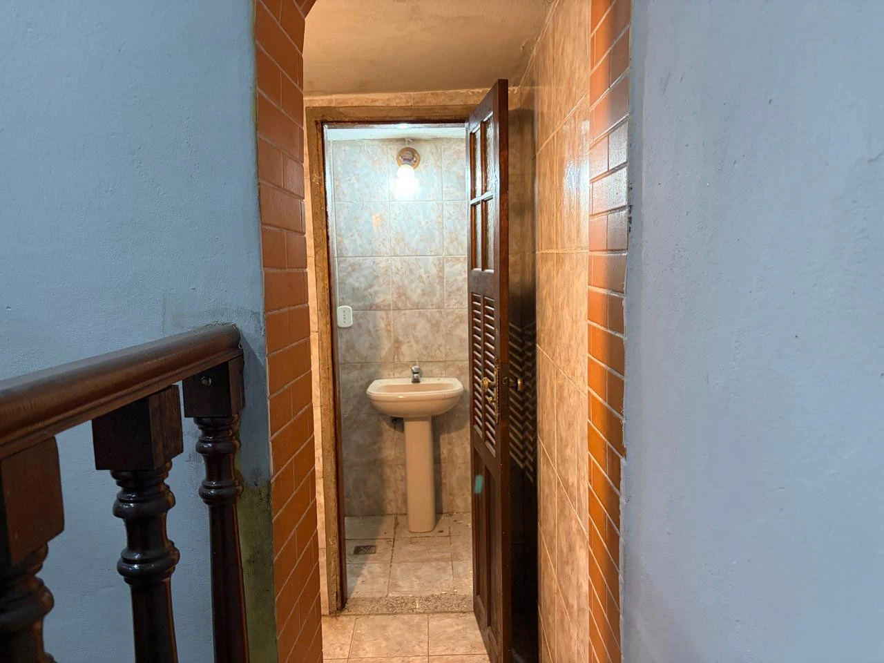 Unfurnished 326 m² house with 2 bedrooms and 2 bathrooms — photo 12