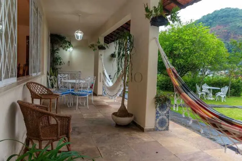 Duplex house with 5 bedrooms and a built-in balcony grill — photo 2