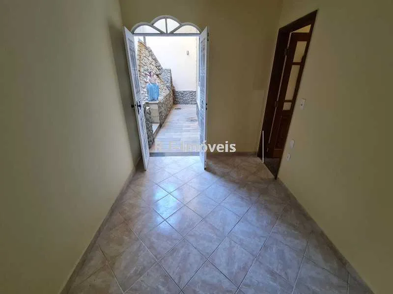 Triplex house with 4 bedrooms and 4 bathrooms — photo 17
