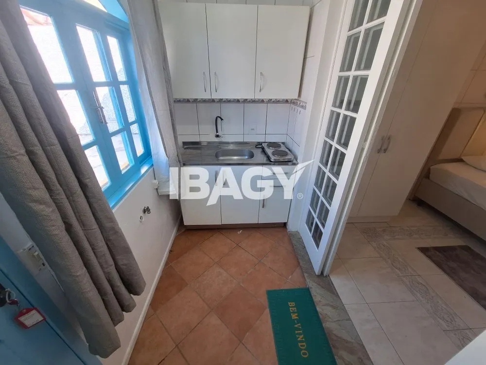 15 m² studio with 1 bedroom and 1 bathroom — photo 6