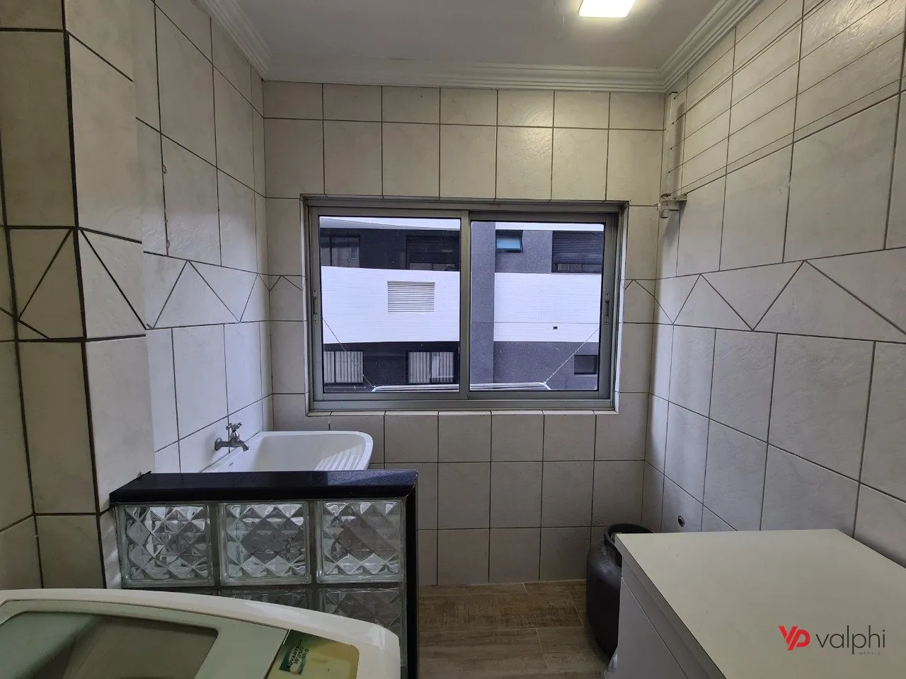 Unfurnished 3-bedroom apartment with 114 m² — photo 22