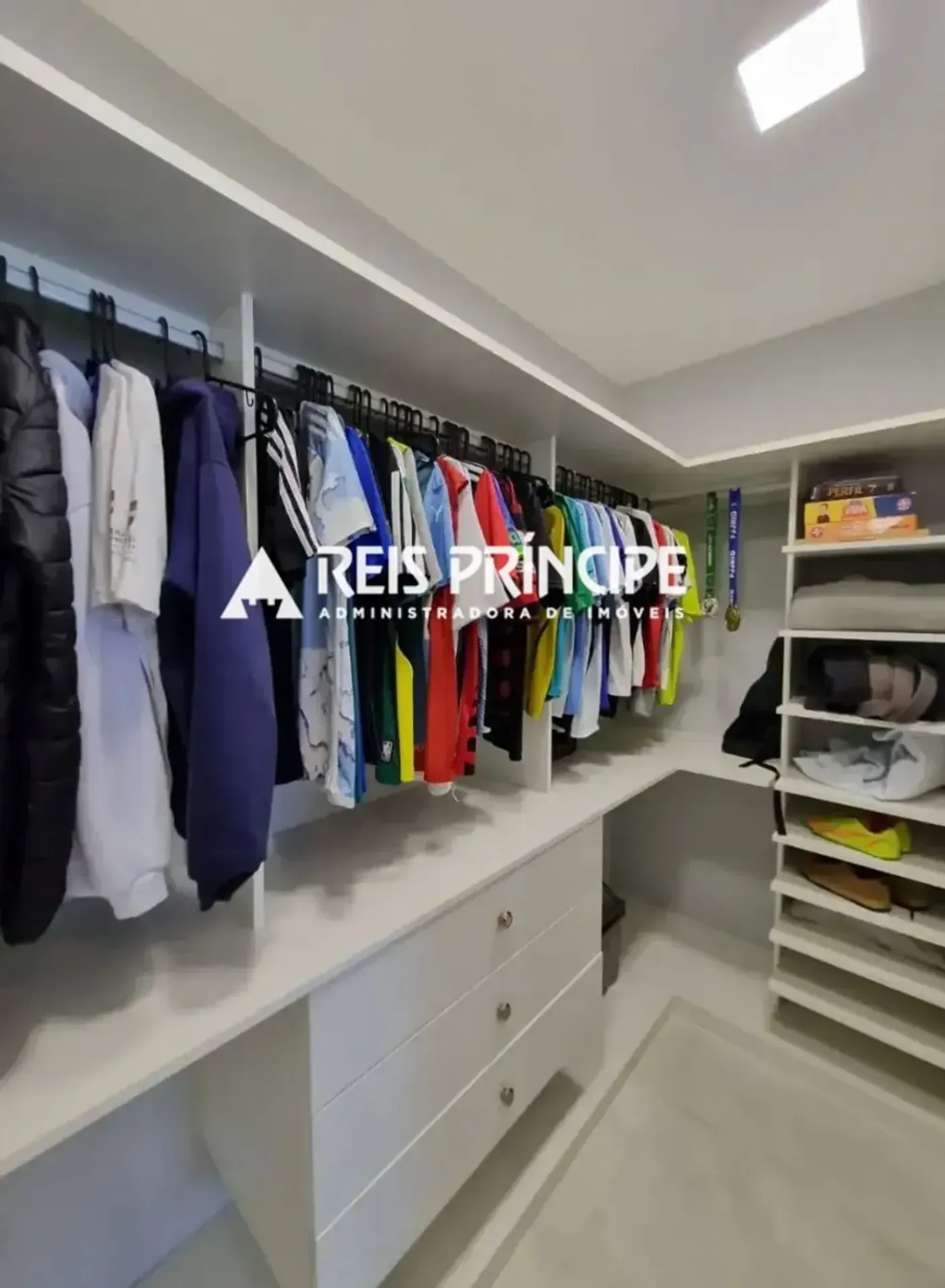 Furnished house with open-plan kitchen and 5 bedrooms — photo 26