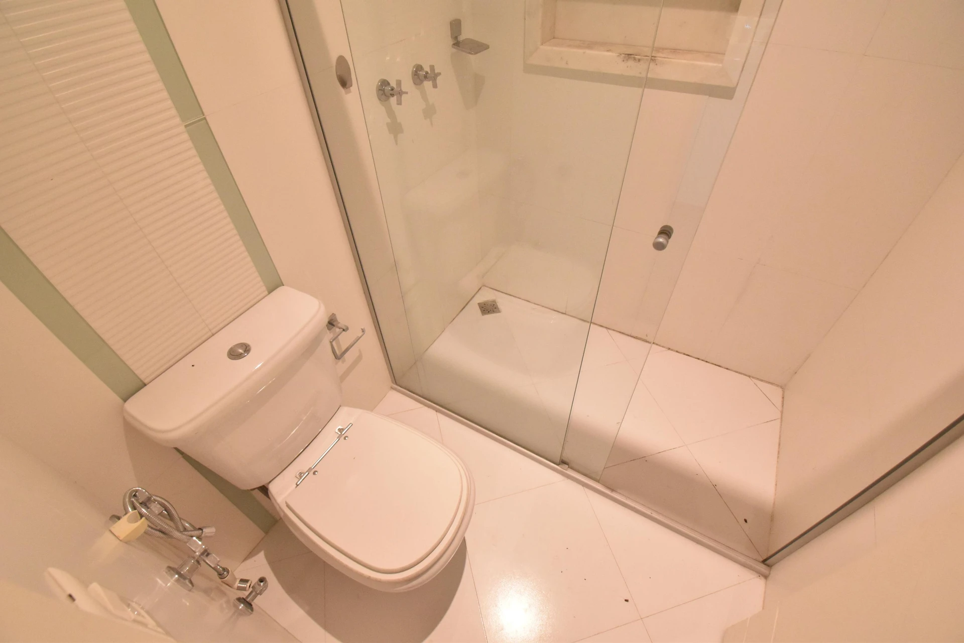 House, 411 m², with a bathtub — photo 47
