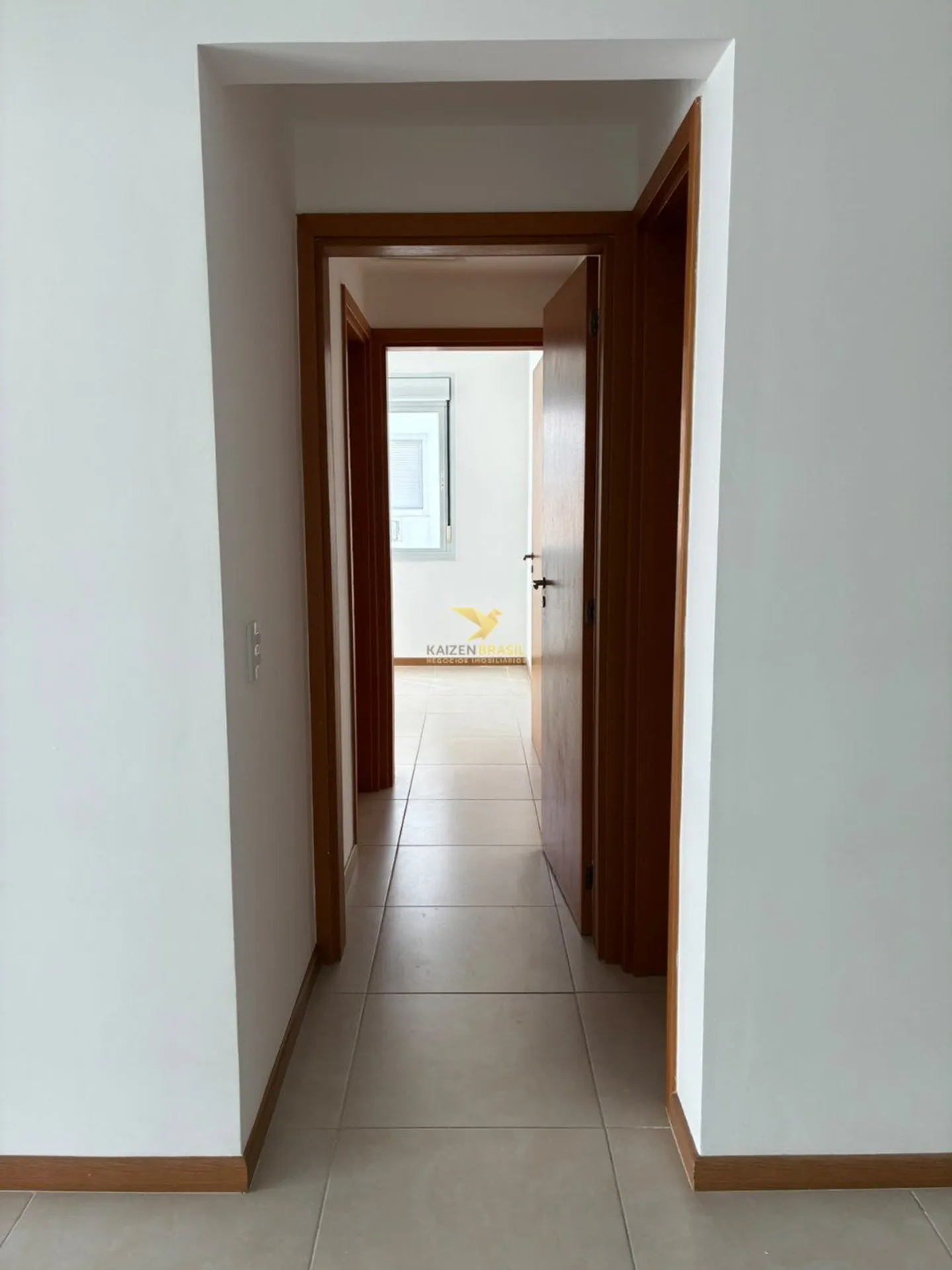 3-bedroom apartment, 1 with its own bathroom, 97 m² — photo 32