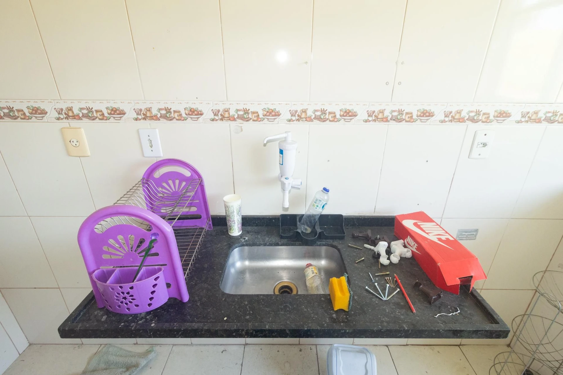 Apartment with laundry area, 2 bedrooms and closed kitchen — photo 12