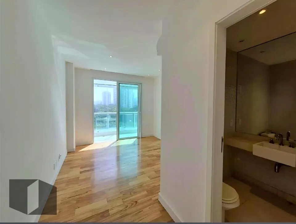 Penthouse with 5 bedrooms and balcony BBQ — photo 38