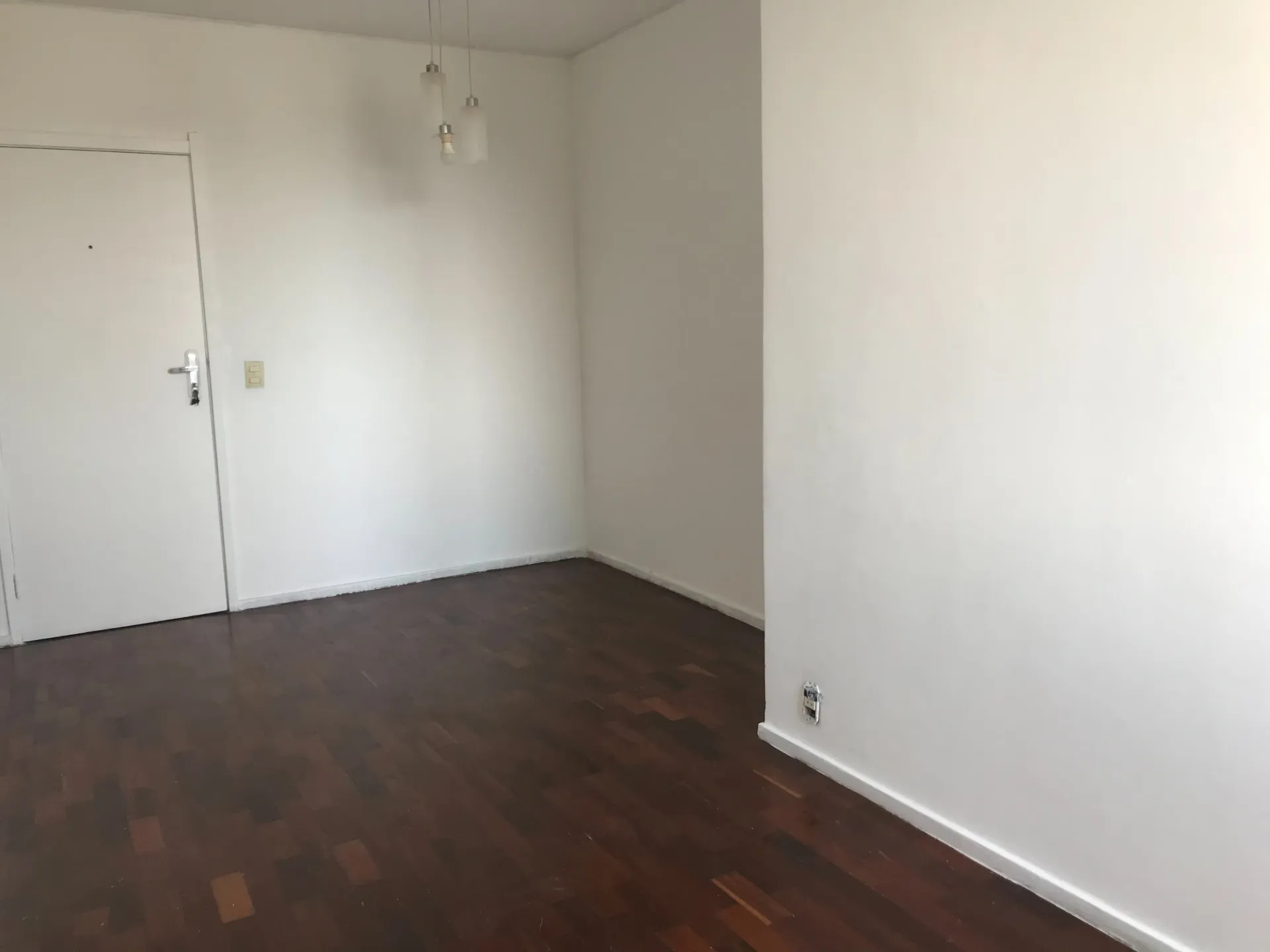 2-bedroom apartment with 65 m² and a garage parking spot — photo 4