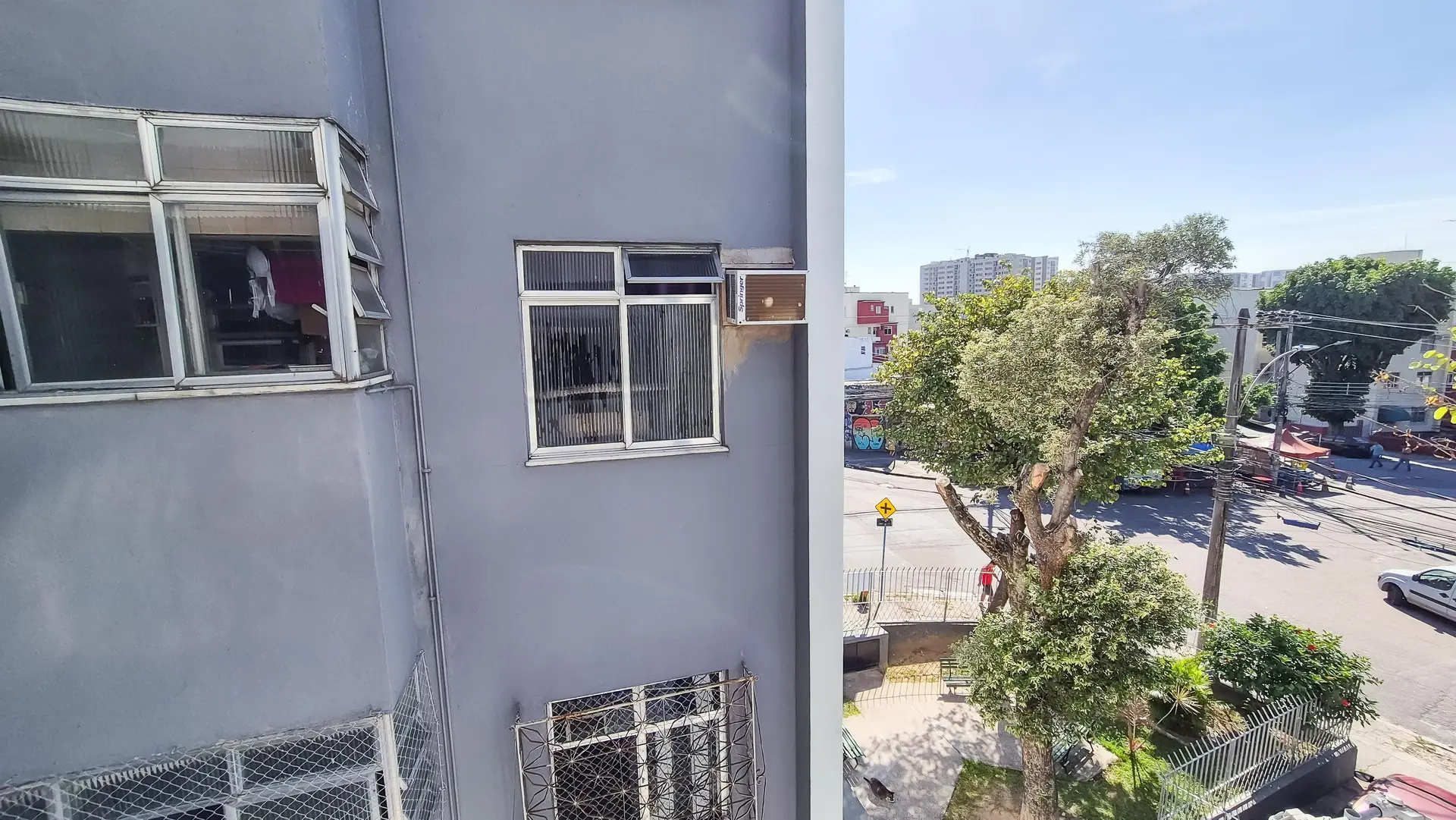 Unfurnished apartment with 2 bedrooms and 1 bathroom — photo 61