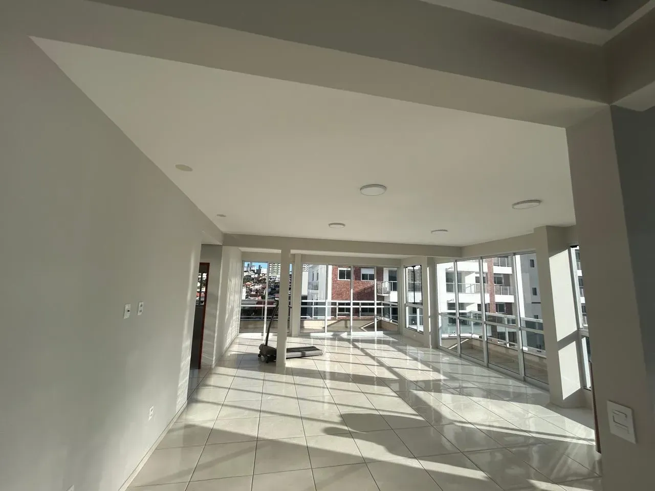 360 m² apartment with 3 bedrooms and 2 parking spots on 5th — photo 15