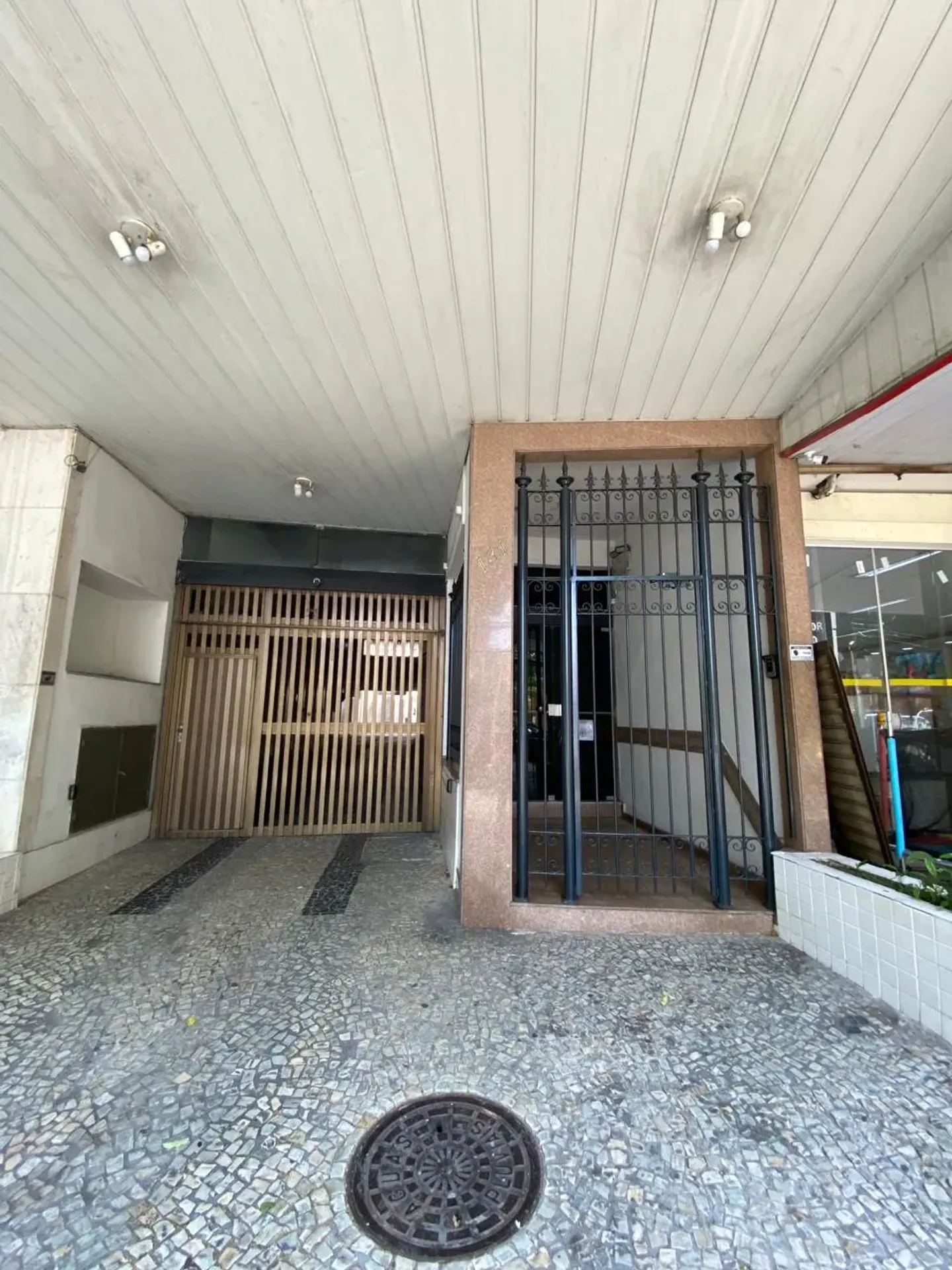 Пральна машина та 2 спальні: квартира 90 м² — photo 50