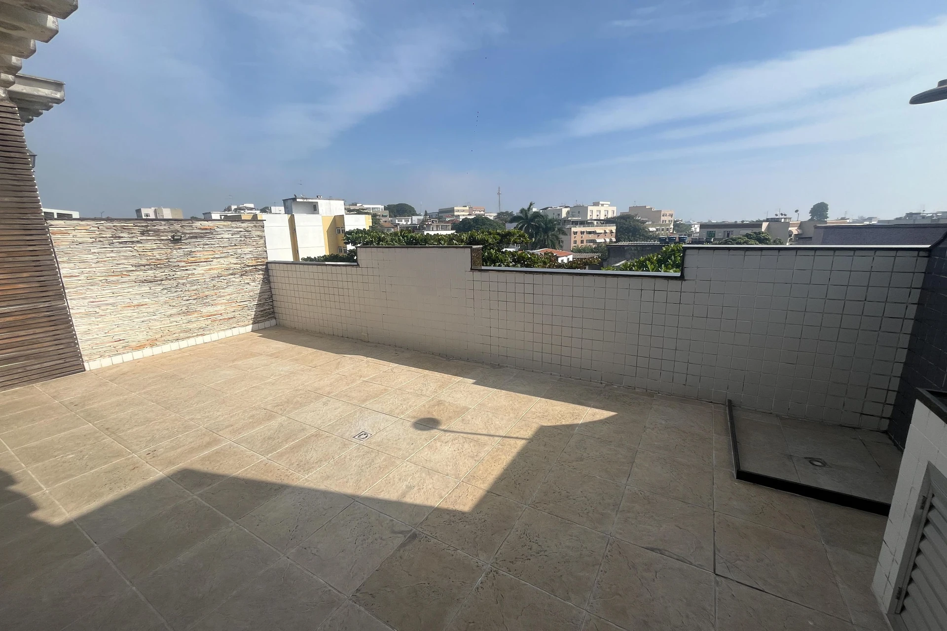 Власне барбекю та 3 спальні: квартира 122 м² — photo 9