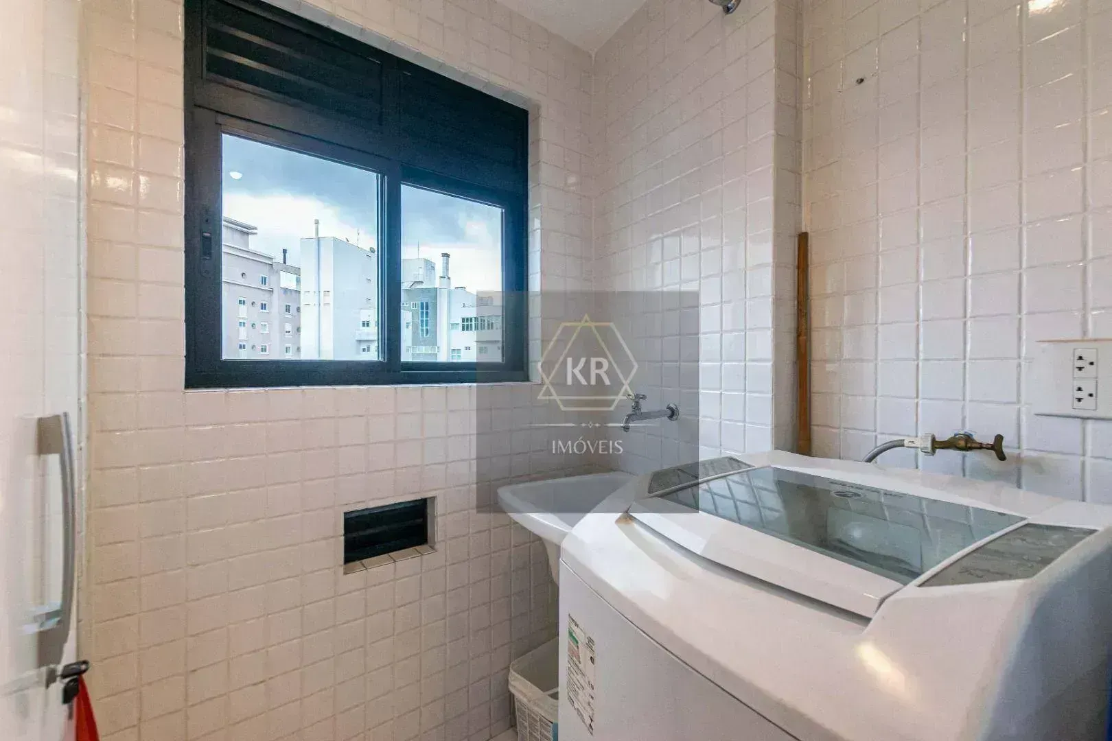 Furnished 140 m² apartment with 1 suite and 2 parking spaces — photo 10