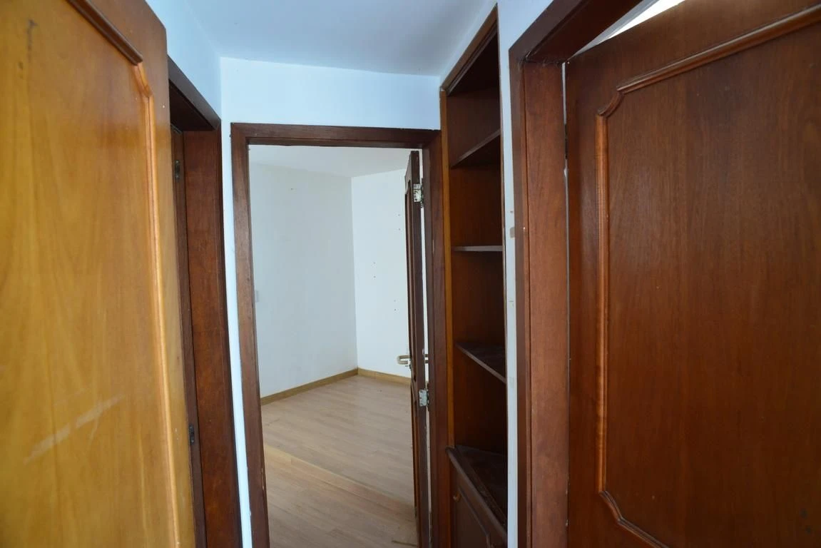 Квартира з 3 спальнями та власними ванними і балконом — photo 26