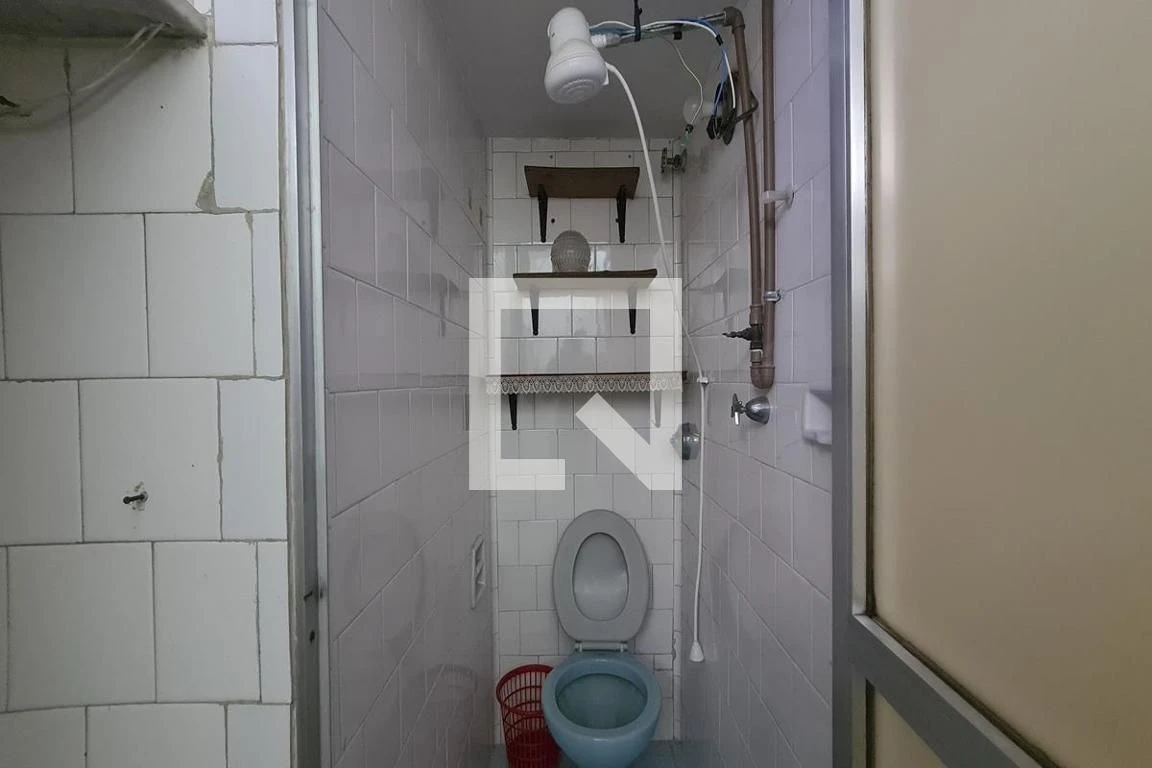 Квартира без меблів з 3 спальнями та балконом — photo 17