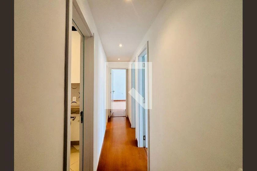 Walk-in closet in a 3-bedroom apartment, 83 m² — photo 30