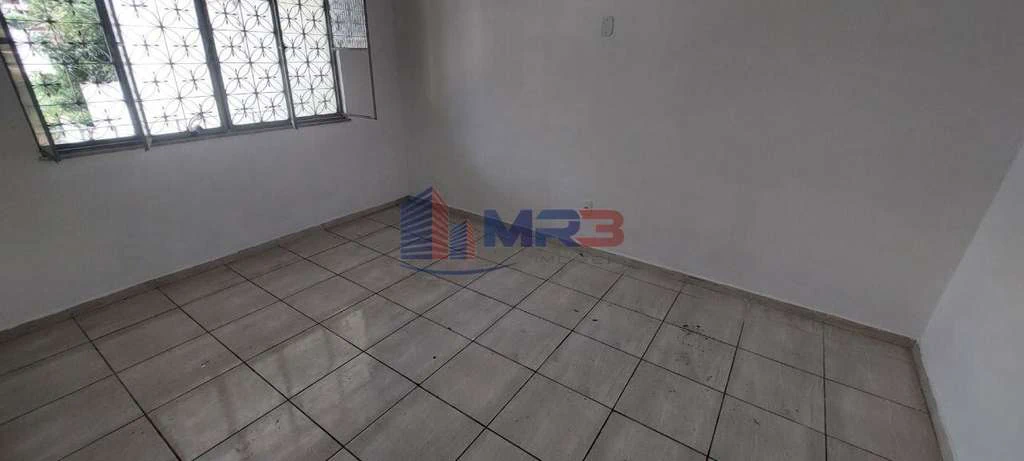 540 m² House with 4 bedrooms and 5 parking spaces — photo 16
