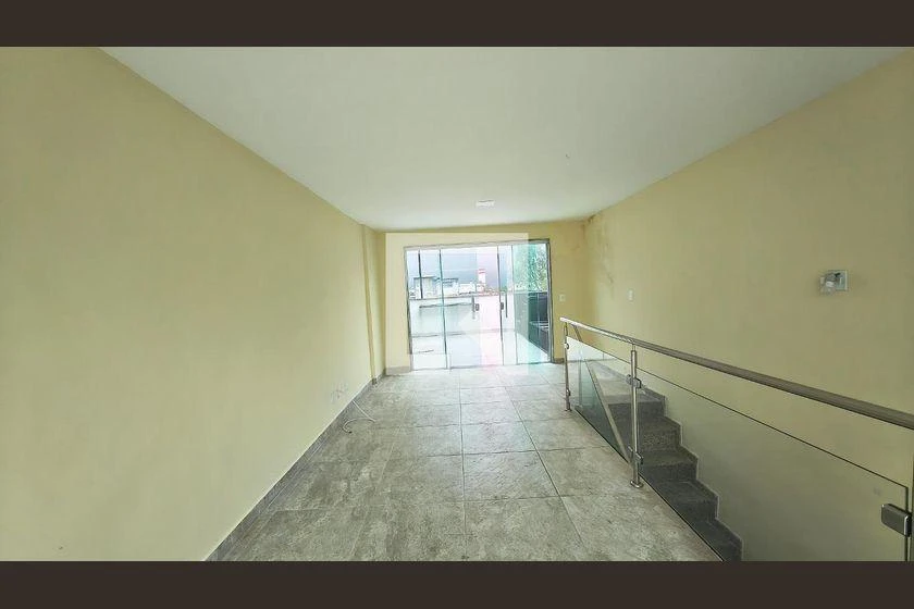 Balcony with a grill in a 3-bedroom apartment, 311 m² — photo 3