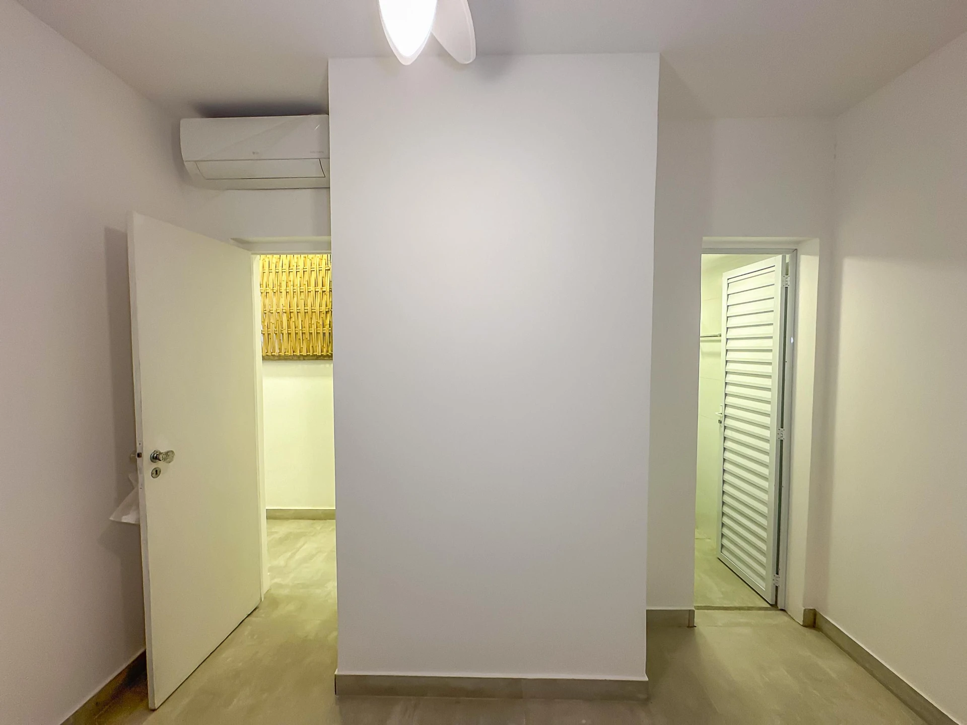 Casa com 3 quartos, sendo 1 suíte, e 1 vaga — photo 32