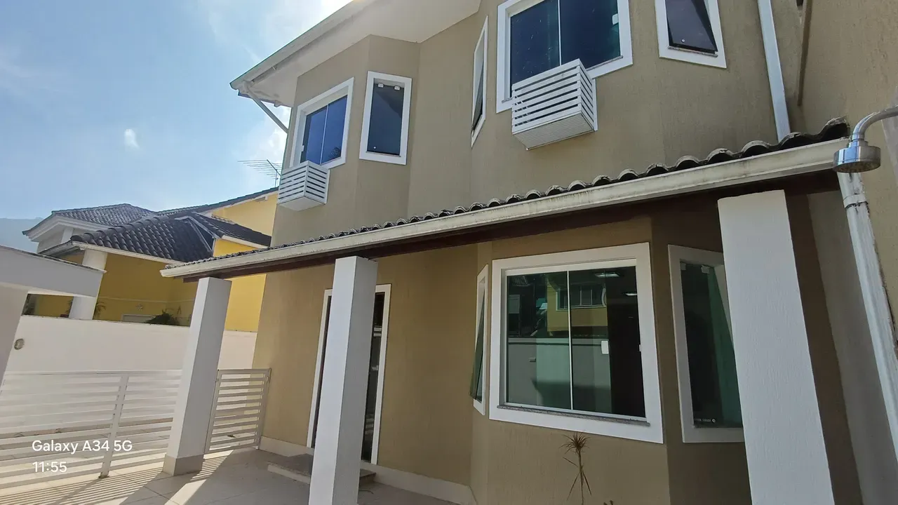House with 3 bedrooms and 4 bathrooms, 2 parking spots — photo 24
