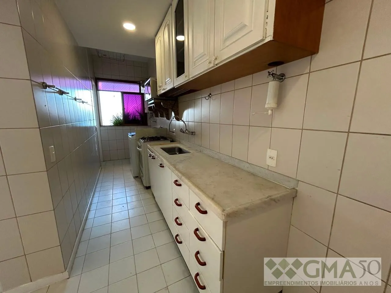 Unfurnished 2-bedroom apartment with 3 bathrooms — photo 21