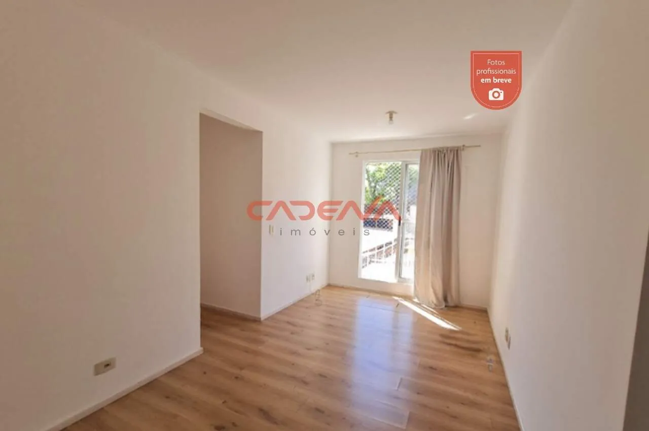 Home office in a 2-bedroom apartment, 33 m² — photo 3