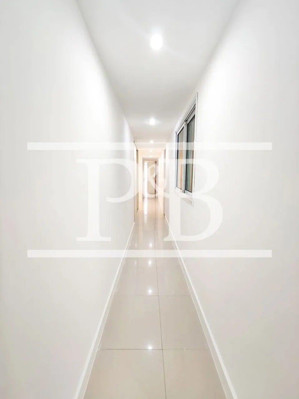 Rental apartment with 4 bedrooms and 4 bathrooms — photo 14