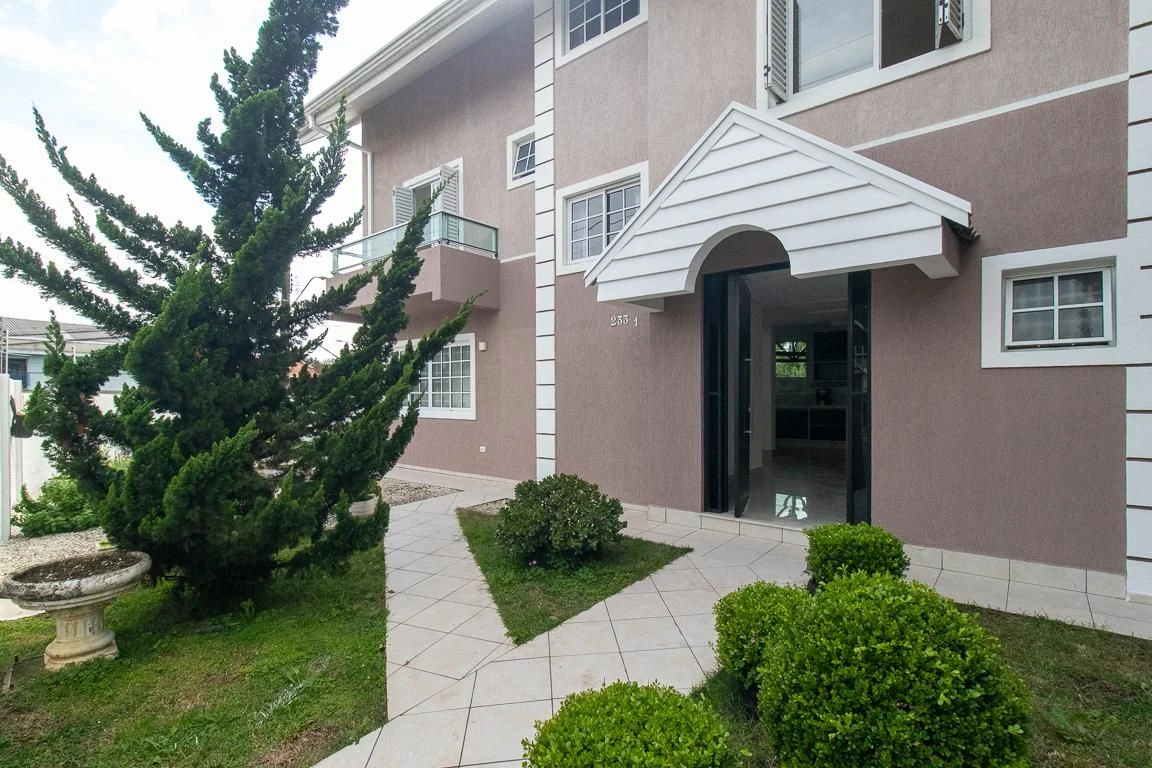 3-bedroom house with a jacuzzi — photo 13